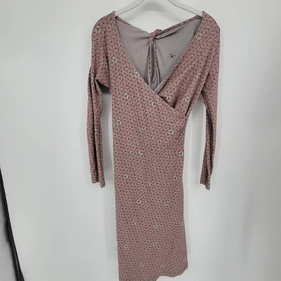 PATAGONIA bay laurel faux wrap dress long sleeve geometric v neck size Medium - Picture 2 of 4